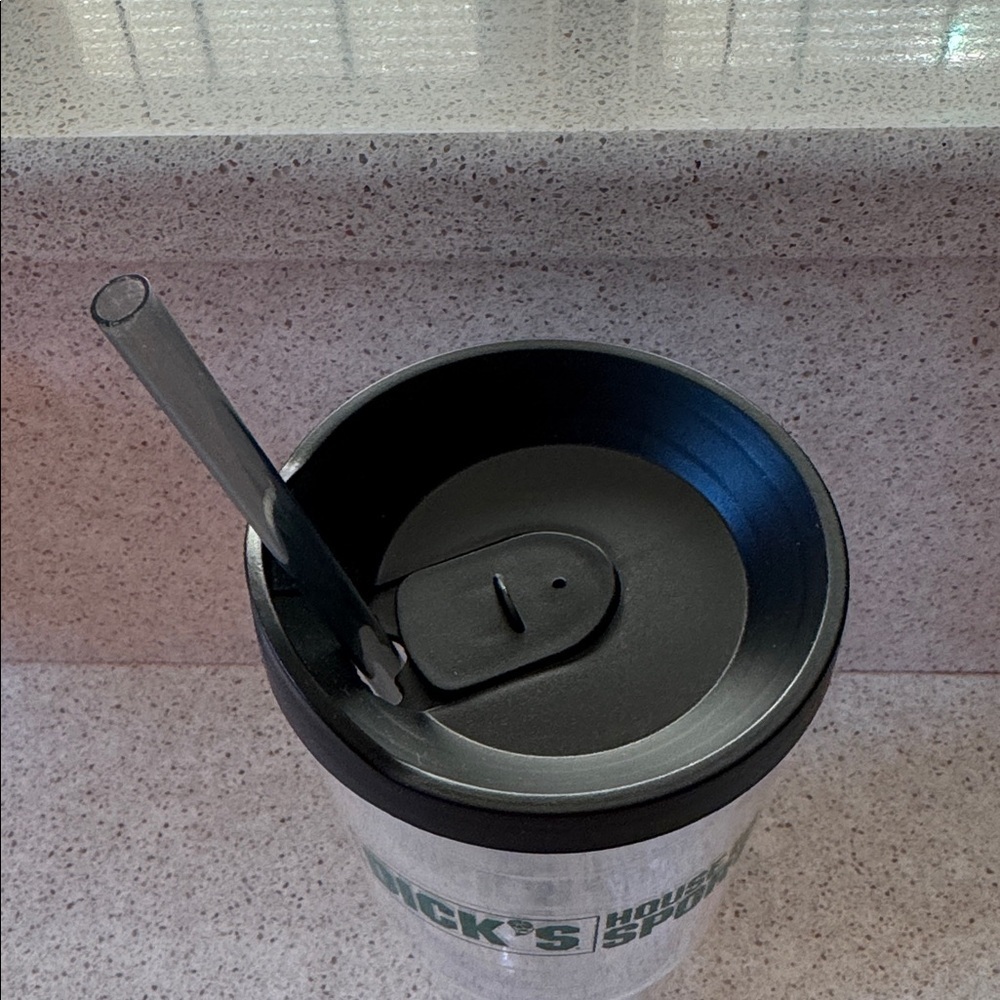 24oz Dick’s House of Sports Like New Clear Tumbler with Lid and Straw - Picture 4 of 5